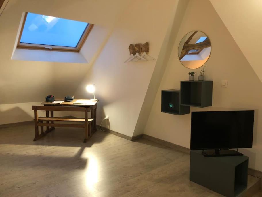 Maison Sur La Place Du Village D'Ourville En Caux ภายนอก รูปภาพ